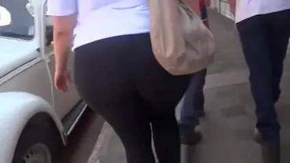 Huge Ebony Ass In Tights - Free Obese booty woman in leggings Porn Video - Ebony 8