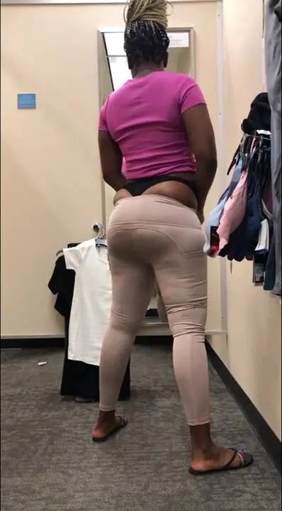 Black Spandex Porn - Free black large booty in spandex changing room Porn Video - Ebony 8