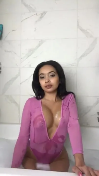 Aaliyah Sexy - Free Solo Girl Aaliyah Hadid Sexy Compilation Nipples Deep Throat Porn  Video - Ebony 8