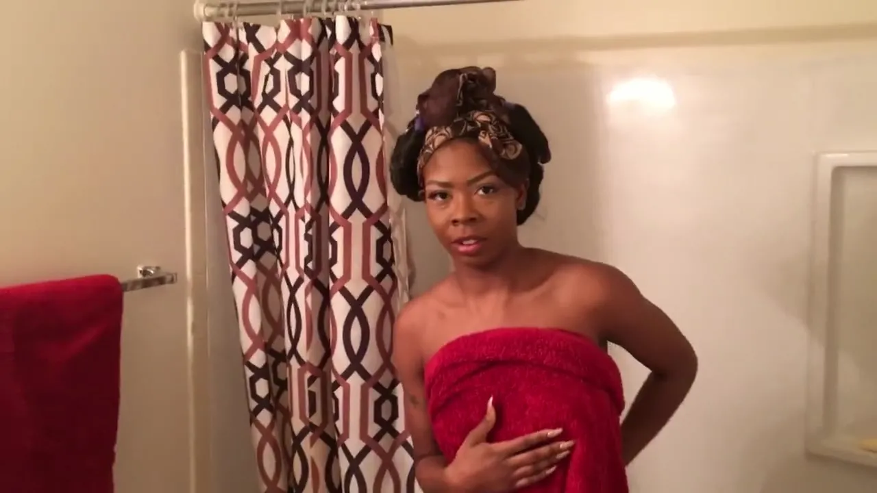 Free SecretDesiire Spied On While In The Shower Porn Video Ebony 8