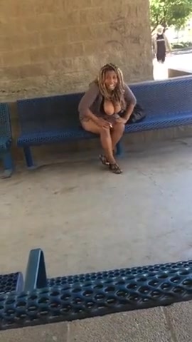 270px x 480px - Free I see this Crackhead Bitch all the Time Porn Video - Ebony 8